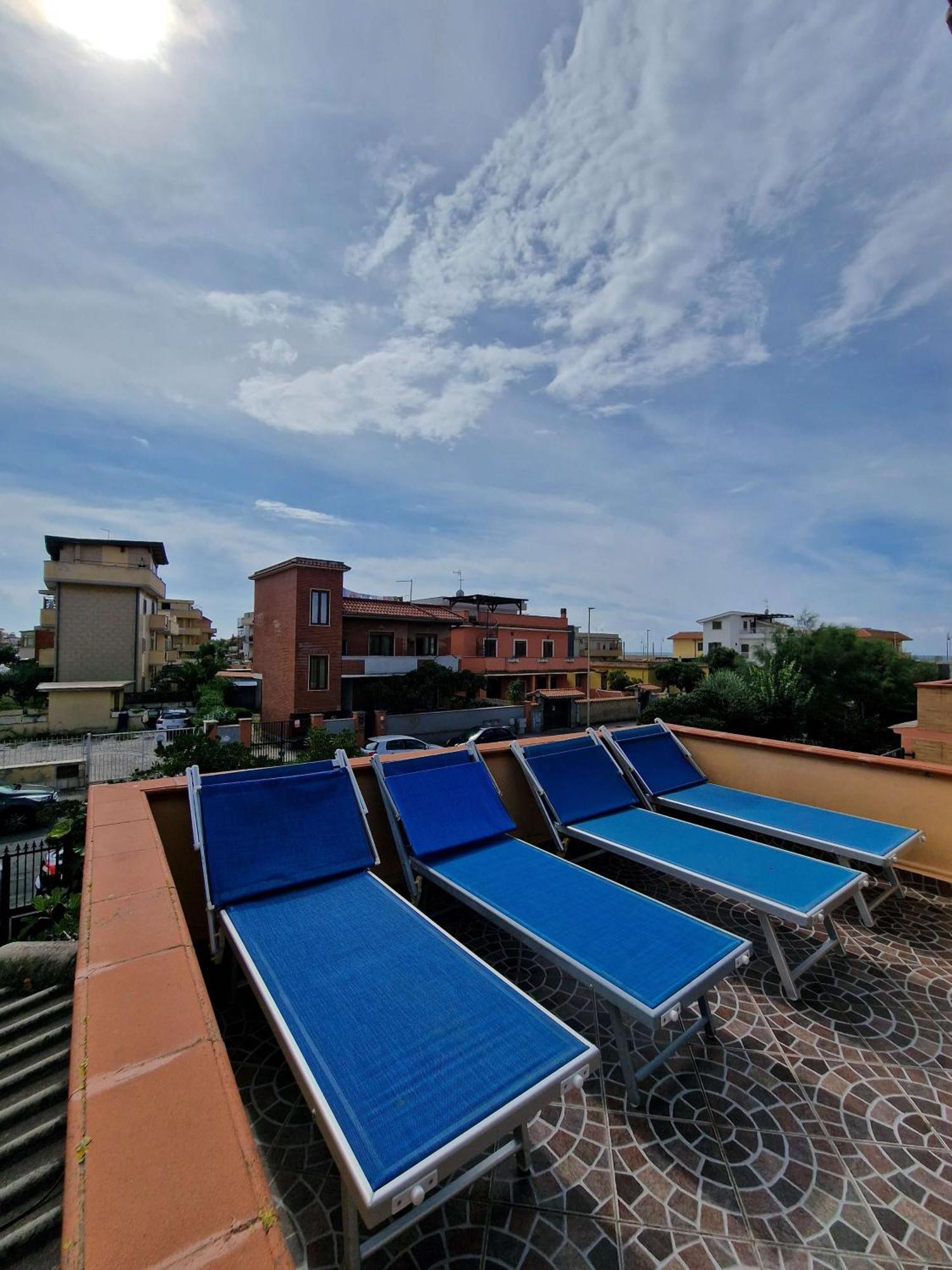 Vista Mare House Apartamento Fiumicino Exterior foto